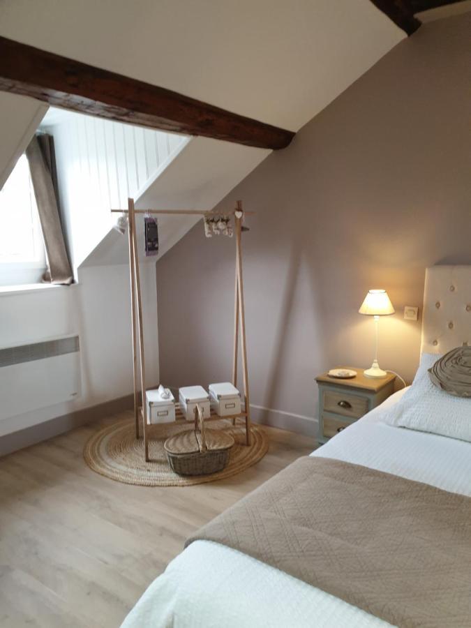D'Anciennes "Chambres De Bonnes" Honfleur Exteriér fotografie