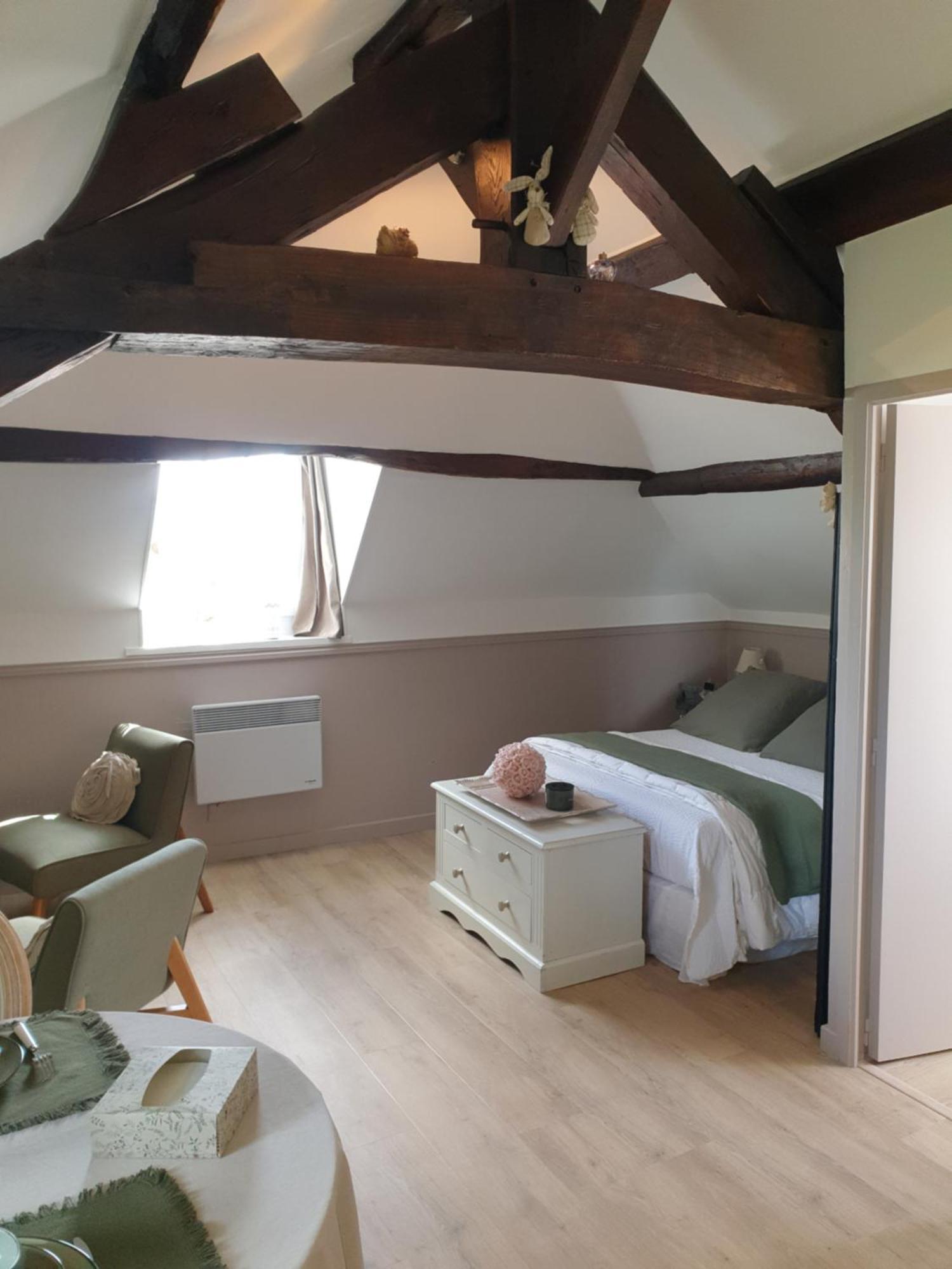 D'Anciennes "Chambres De Bonnes" Honfleur Exteriér fotografie